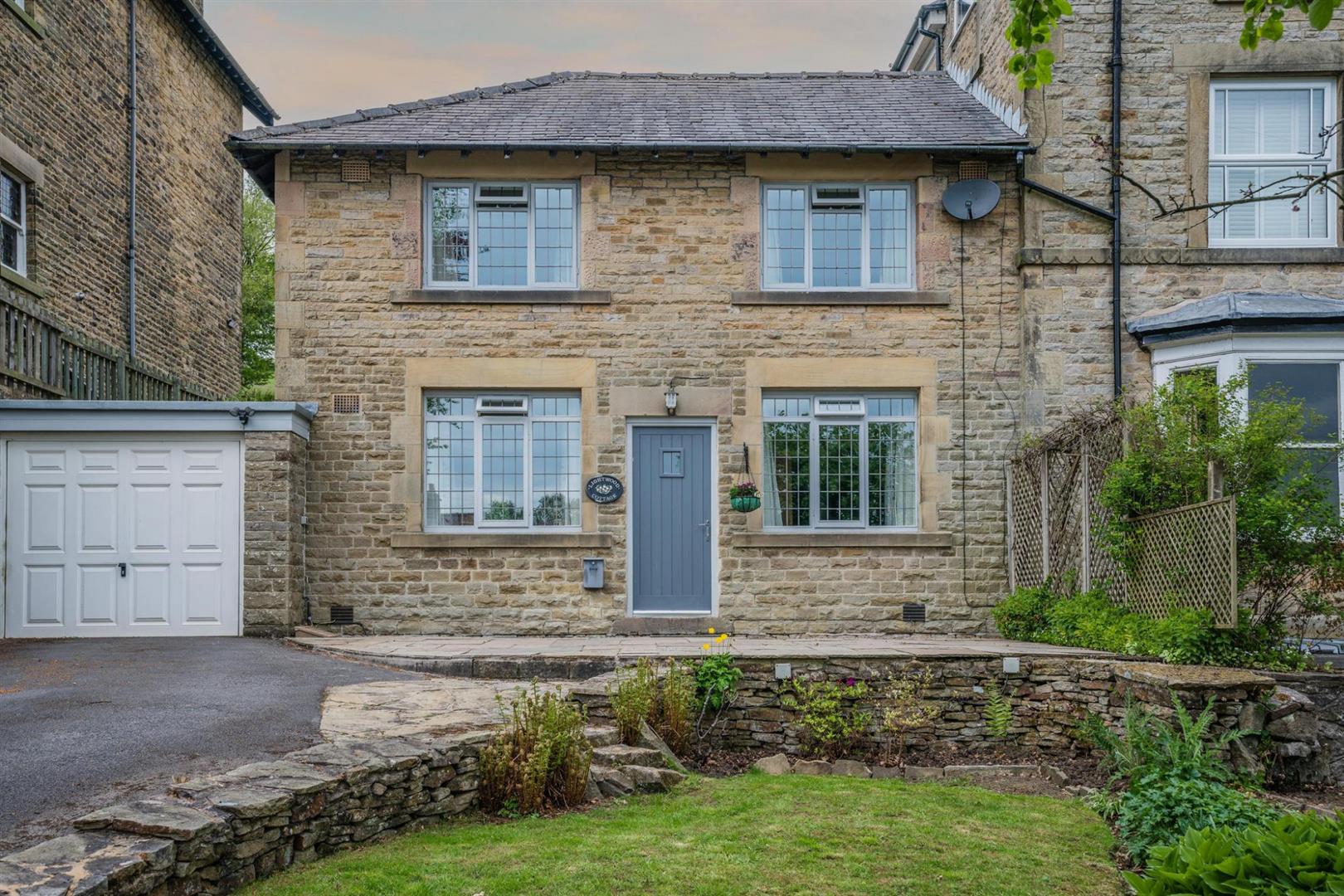 Corbar Road, Buxton